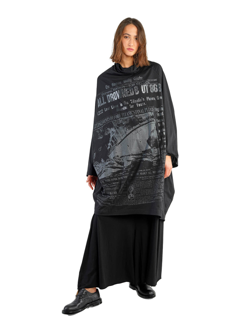 Rundholz DIP - ShirtKleid mit weiten Ärmeln und Ton-in-Ton Print Oversize Black Print - 2242300905